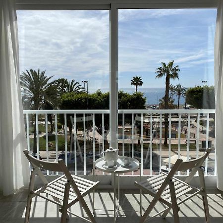 Apartamento 2 Habitaciones Frontal Al Mar 3 Torre Del Mar Dış mekan fotoğraf