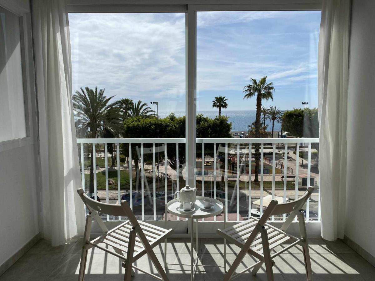 Apartamento 2 Habitaciones Frontal Al Mar 3 Torre Del Mar Dış mekan fotoğraf