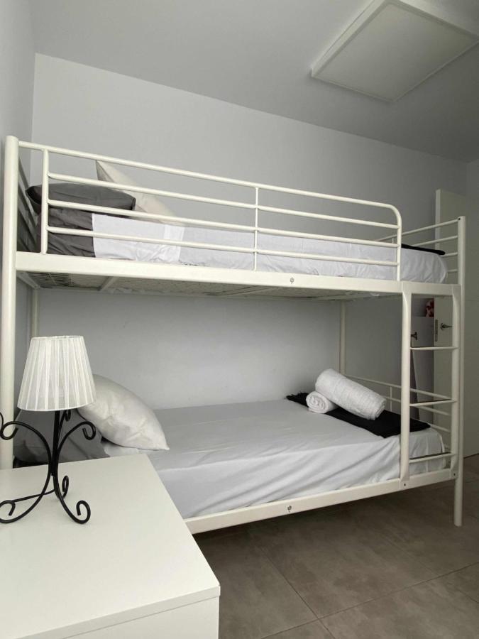 Apartamento 2 Habitaciones Frontal Al Mar 3 Torre Del Mar Dış mekan fotoğraf