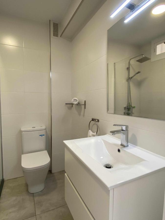 Apartamento 2 Habitaciones Frontal Al Mar 3 Torre Del Mar Dış mekan fotoğraf
