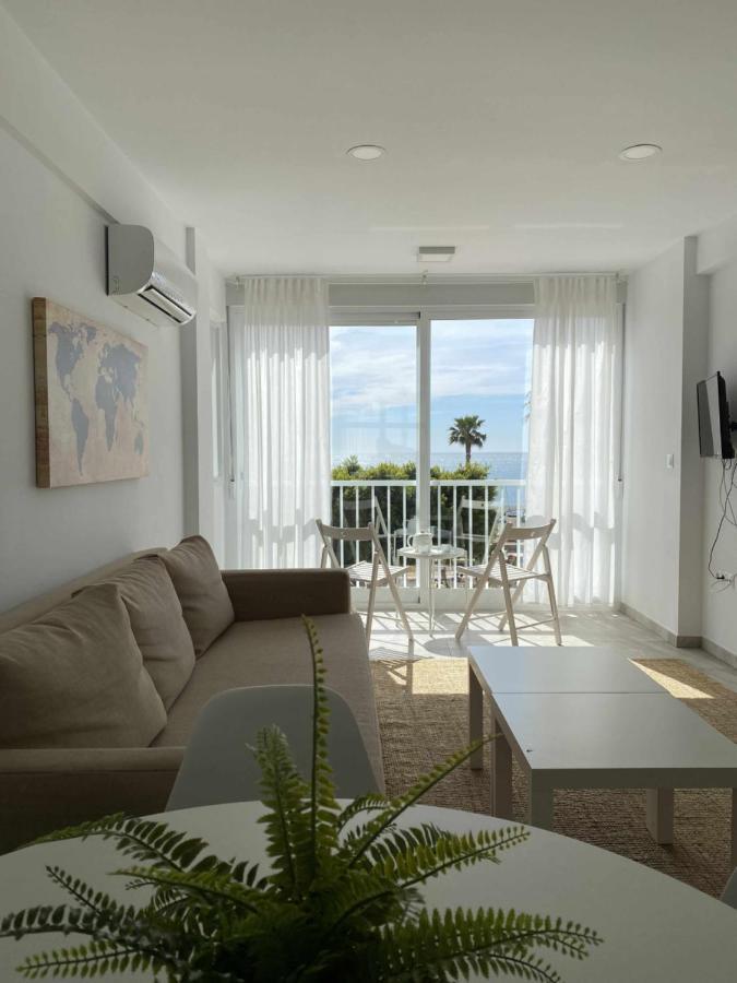Apartamento 2 Habitaciones Frontal Al Mar 3 Torre Del Mar Dış mekan fotoğraf