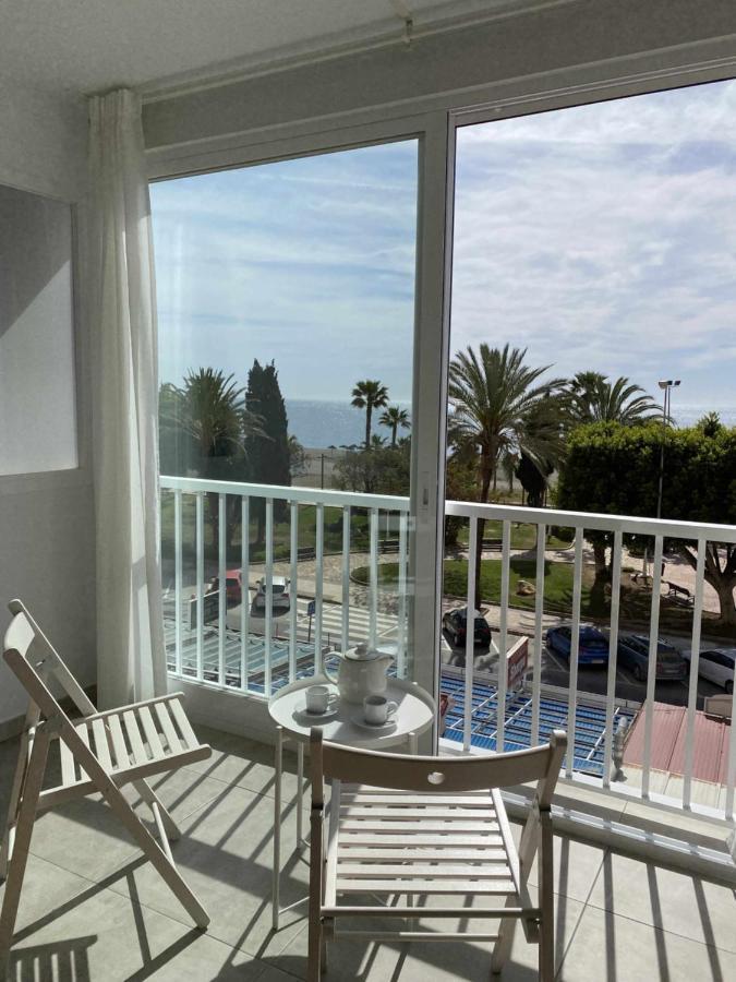 Apartamento 2 Habitaciones Frontal Al Mar 3 Torre Del Mar Dış mekan fotoğraf