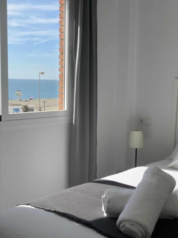 Apartamento 2 Habitaciones Frontal Al Mar 3 Torre Del Mar Dış mekan fotoğraf