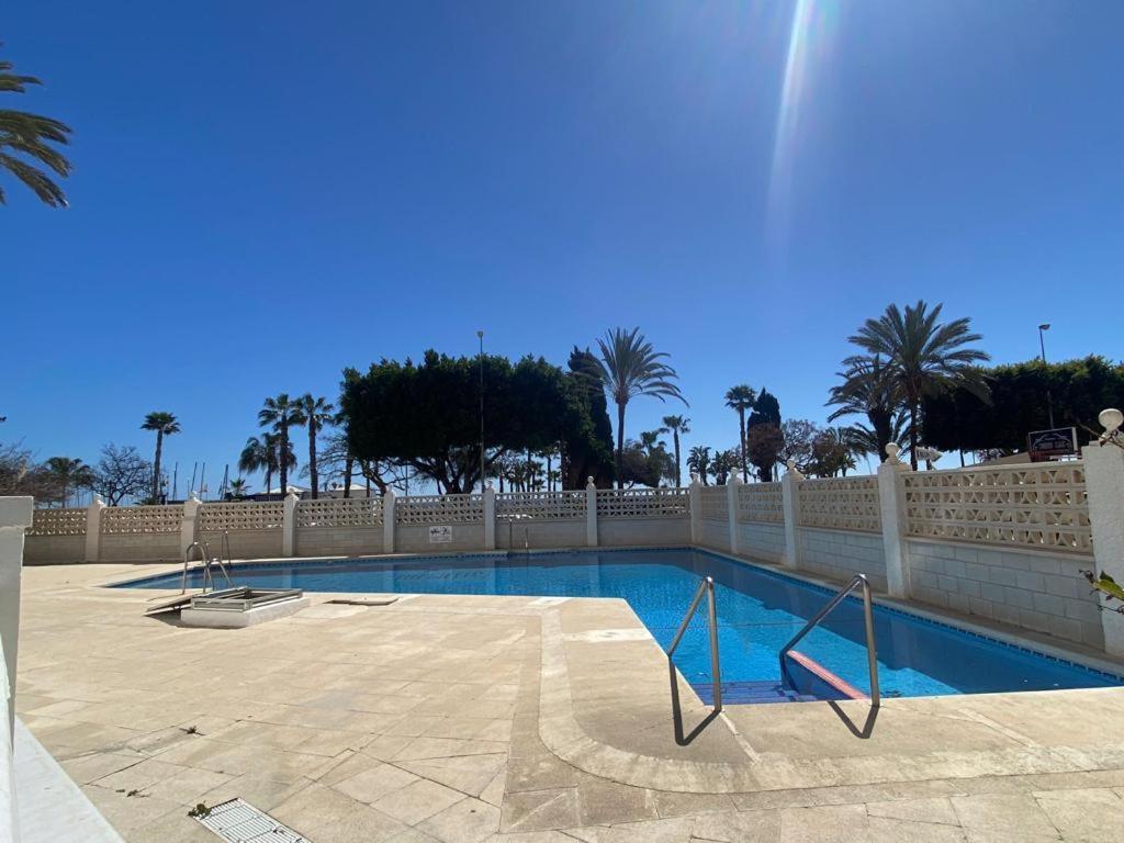 Apartamento 2 Habitaciones Frontal Al Mar 3 Torre Del Mar Dış mekan fotoğraf